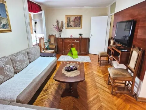 Prodaja, trosoban stan, 74m², Medijana, Niš - image 18