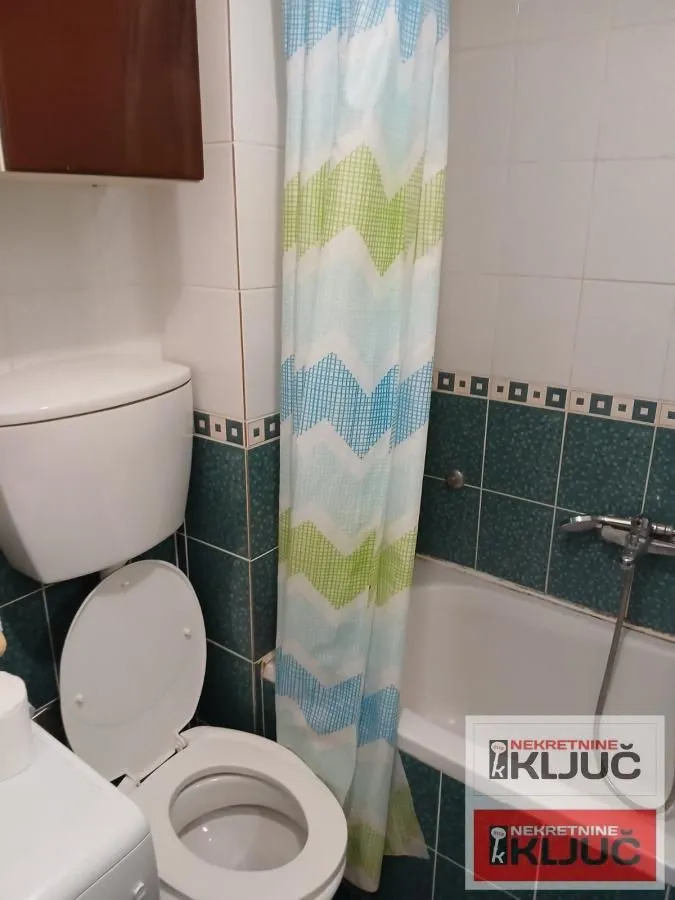 Izdavanje, garsonjera, 25m², Grbavica, Novi Sad Sve Podlokacije