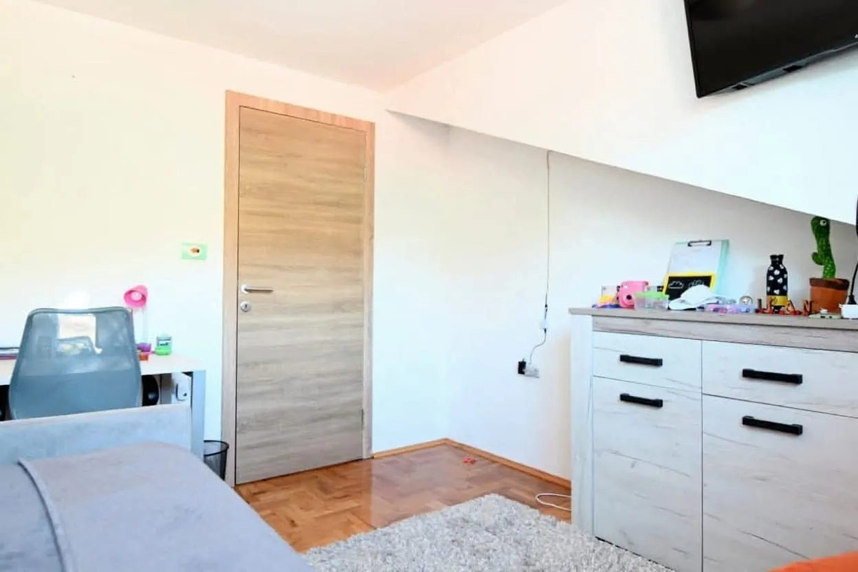 Prodaja, dvosoban stan, 103m², Donja Gorica, Podgorica