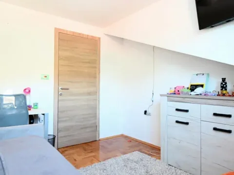 Sale, two bedroom apartment, 103m², Donja Gorica, Podgorica - image 18