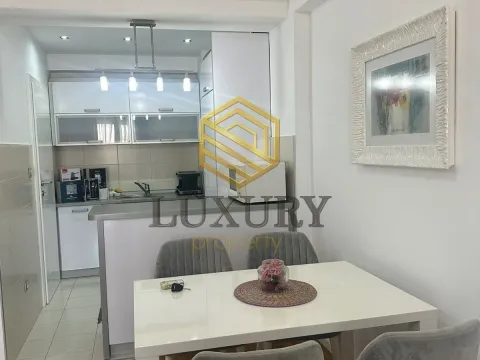 Prodaja, jednosoban stan, 51m², Stari Aerodrom, Podgorica - image 4