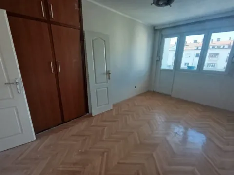 Prodaja, dvosoban stan, 88m², Centar, Podgorica - image 4