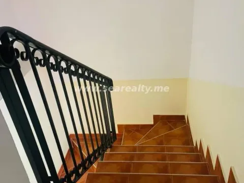 Prodaja, kuća, 190m², Herceg Novi, Crna Gora - image 9