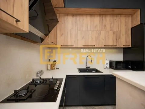 Izdavanje, trosoban stan, 102m², Centar, Podgorica - image 12