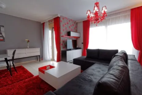 Izdavanje, trosoban stan, 140m², Opatovo, Tivat - image 2