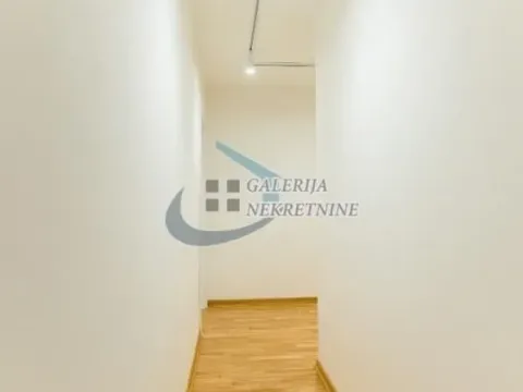 Sale, three bedroom apartment, 61m², Stari Merkator, Novi Beograd Sve Podlokacije - image 5