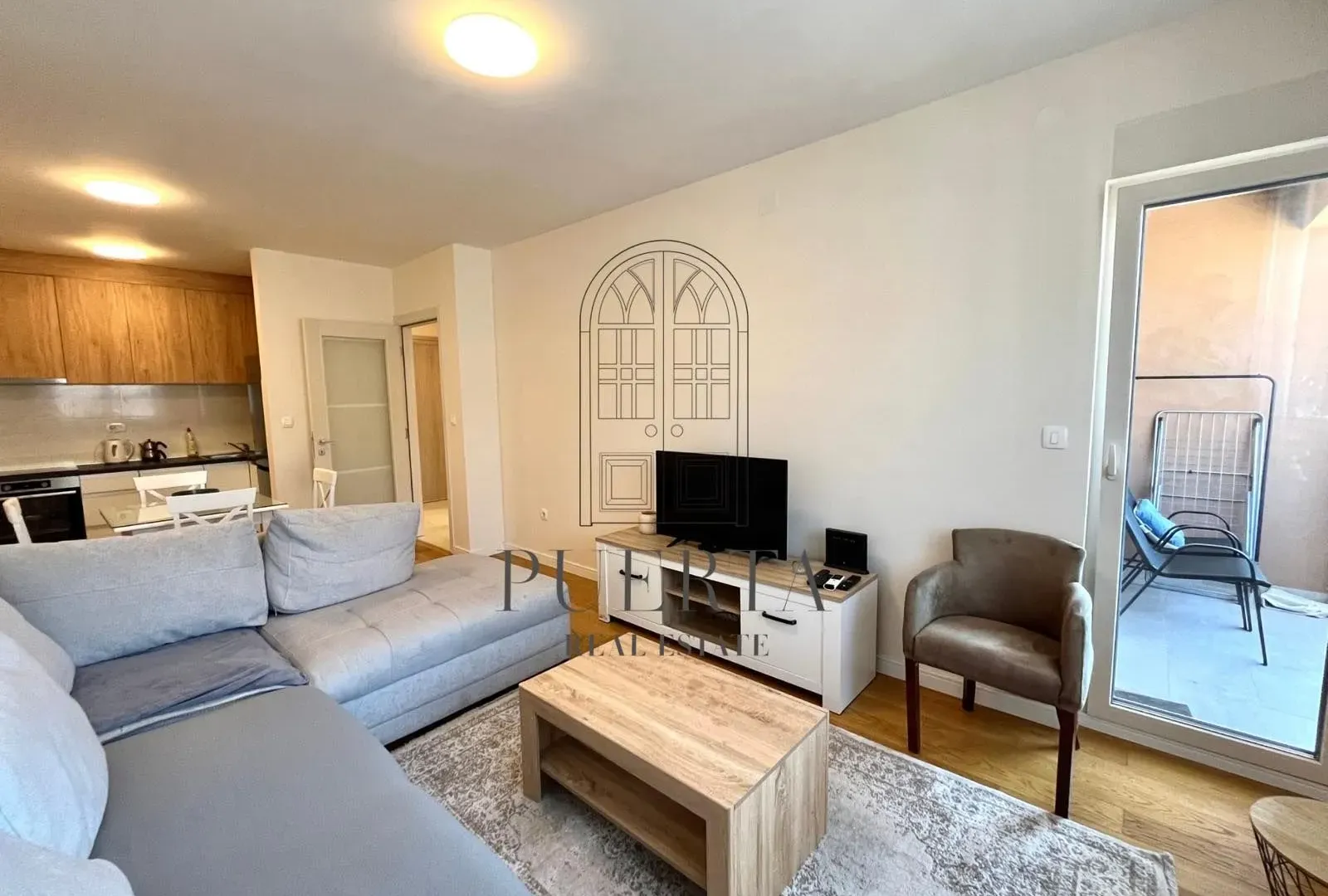 Rent, one bedroom apartment, 47m², Central Point, Podgorica