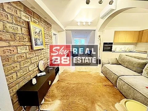 Prodaja, trosoban stan, 76m², Kalenić Pijaca, Vračar Sve Podlokacije - image 4