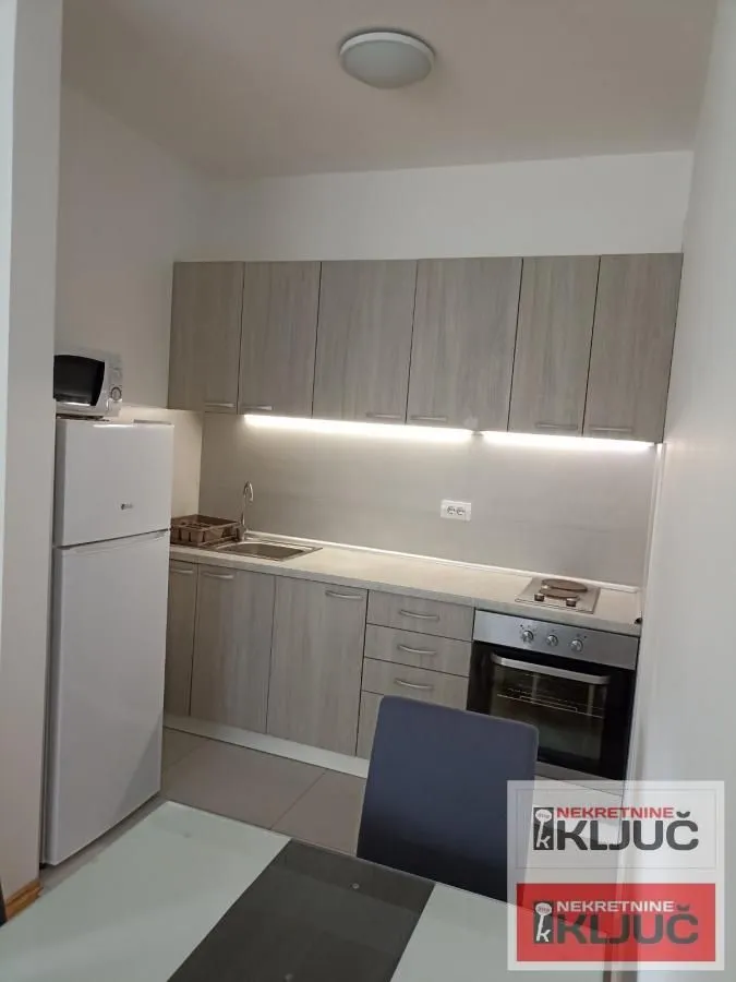 Rent, two bedroom apartment, 45m², Rotkvarija, Novi Sad Sve Podlokacije