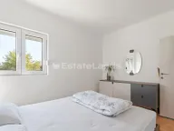 Rent, two bedroom apartment, 75m², Seljanovo, Tivat - image 2