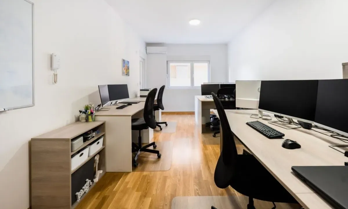 Rent, two bedroom apartment, 68m², Stari Aerodrom, Podgorica