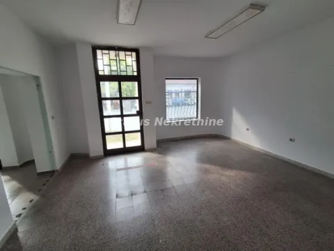 Izdavanje, poslovni prostor, 90m², Podbara, Novi Sad Sve Podlokacije - image 2