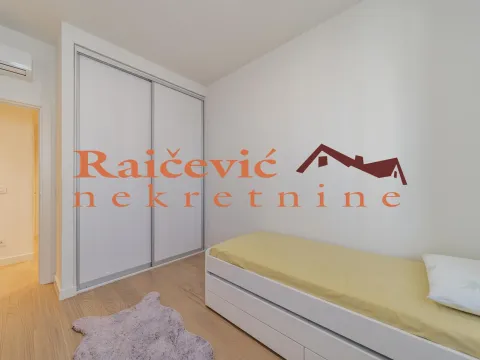 Sale, four bedroom apartment, 110m², Savski Venac, Beograd - image 19