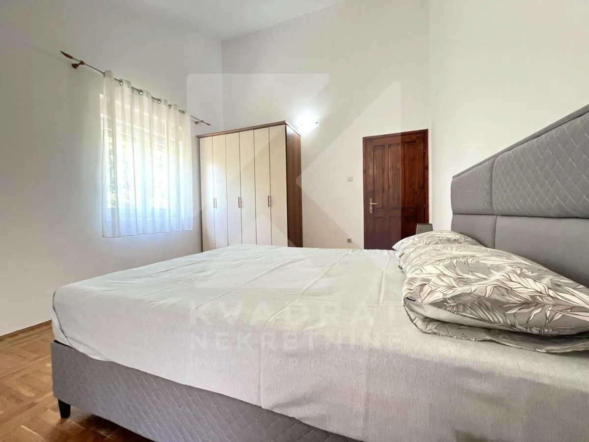 Rent, house, 140m², Zabjelo, Podgorica