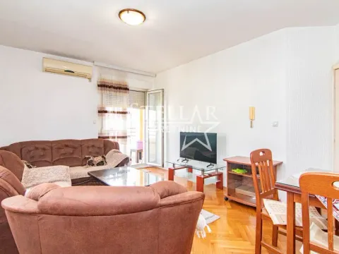 Izdavanje, jednosoban stan, 56m², Stara Varoš, Podgorica - image 3