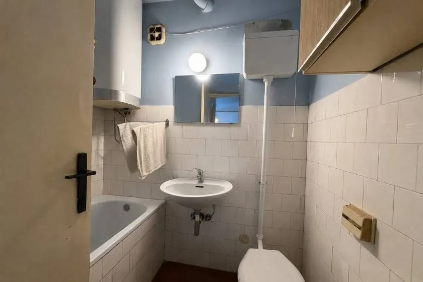 Sale, three bedroom apartment, 71m², Novi Beograd Blok 62, Novi Beograd Sve Podlokacije