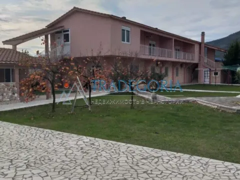 Prodaja, kuća, 400m², Danilovgrad, Crna Gora