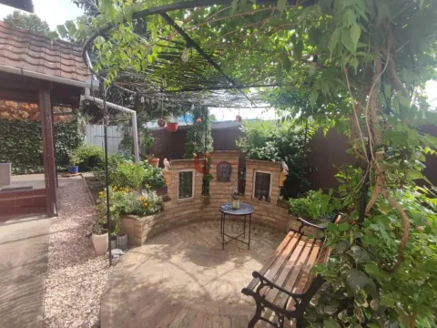 Sale, house, 300m², Hajdukovo, Subotica - image 22