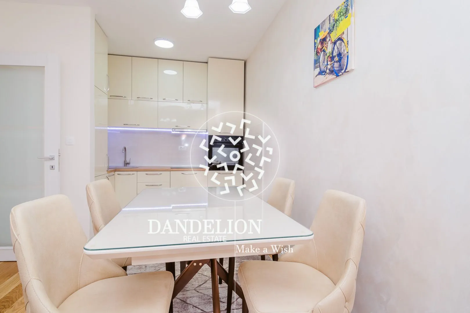 Izdavanje, jednosoban stan, 50m², Central Point, Podgorica
