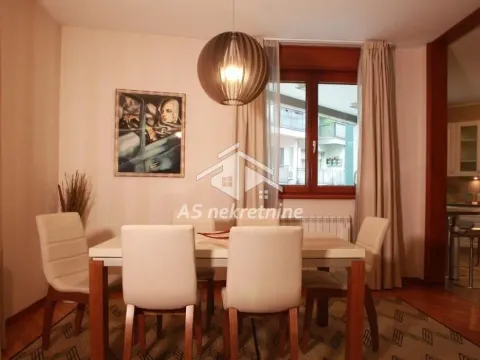 Izdavanje, četvorosoban stan, 197m², Vukov Spomenik, Zvezdara Sve Podlokacije - image 7