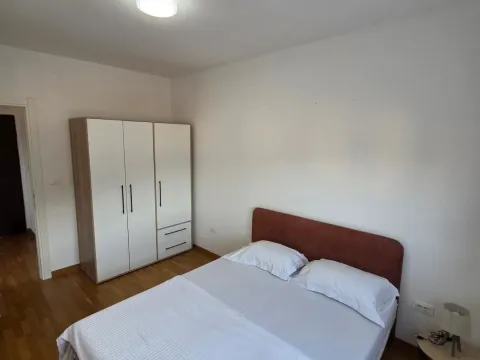 Izdavanje, jednosoban stan, 50m², Zagorič, Podgorica - image 6