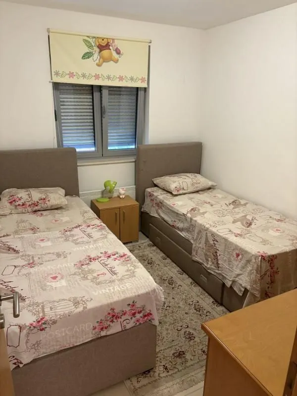 Prodaja, trosoban stan, 72m², Petrovac, Budva