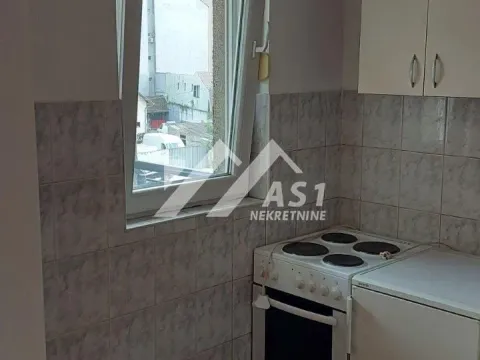 Rent, apartment, 32m², Bulevar Evrope, Novi Sad Sve Podlokacije - image 7