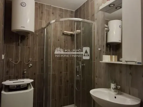 Izdavanje, jednosoban stan, 30m², Vračar Centar, Vračar Sve Podlokacije - image 12