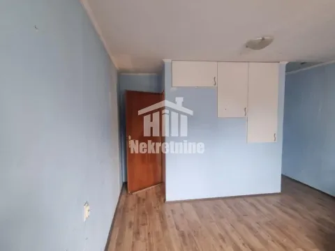 Sale, three bedroom apartment, 66m², Zemun Kalvarija, Zemun Sve Podlokacije - image 6