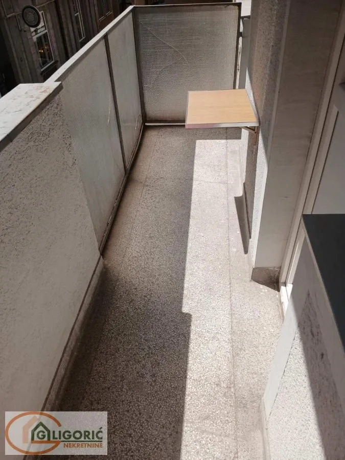 Rent, two bedroom apartment, 64m², Stari Grad, Beograd