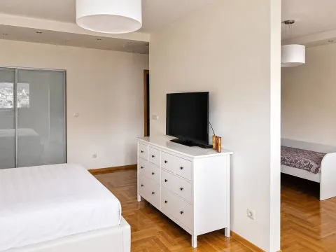 Sale, four bedroom apartment, 148m², Centar, Bar - image 5