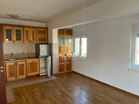 Izdavanje, dvosoban stan, 65m², City Kvart, Podgorica - image 3