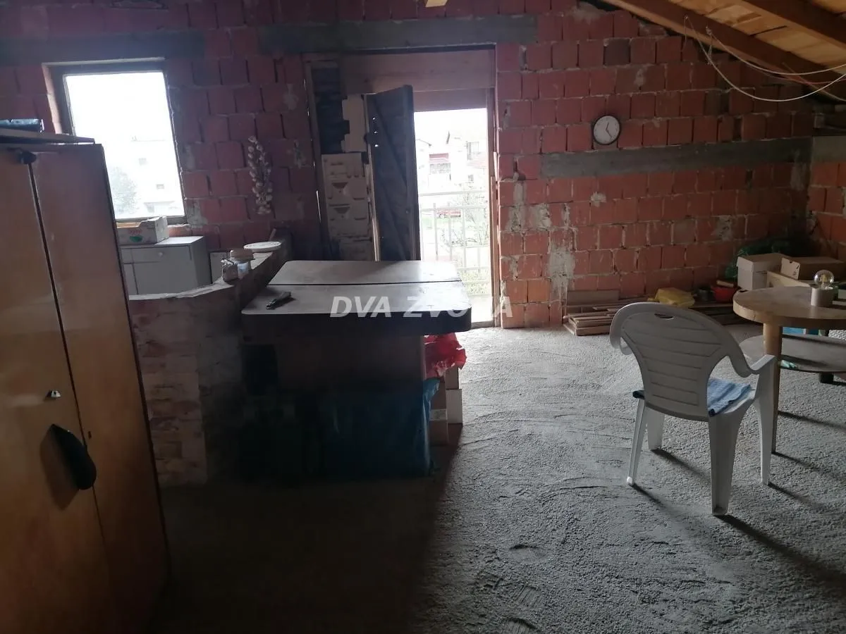 Prodaja, kuća, 170m², Veternik, Novi Sad Sve Podlokacije
