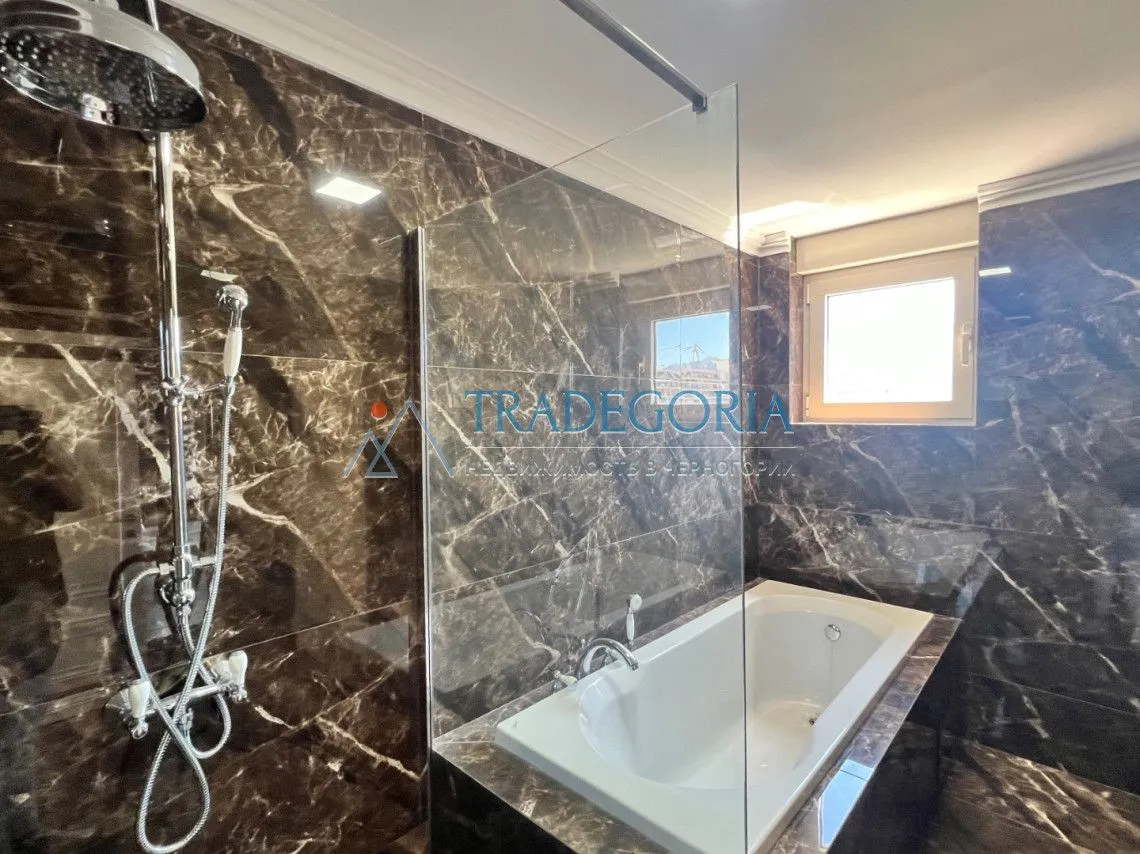Prodaja, trosoban stan, 640m², Budva, Crna Gora