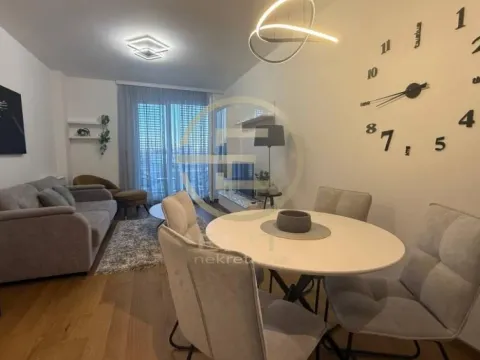 Izdavanje, stan, 42m², Bulevar Evrope, Novi Sad Sve Podlokacije - image 9