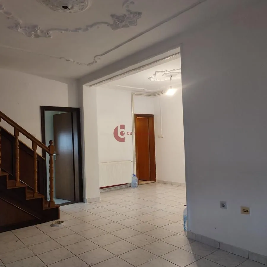 Prodaja, kuća, 202m², Mali Radanovac, Subotica