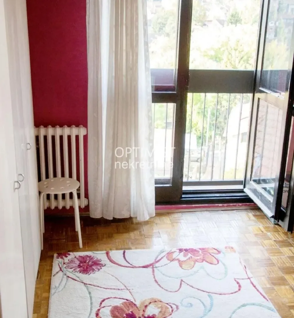 Prodaja, dvosoban stan, 57m², Petlovo Brdo, Beograd