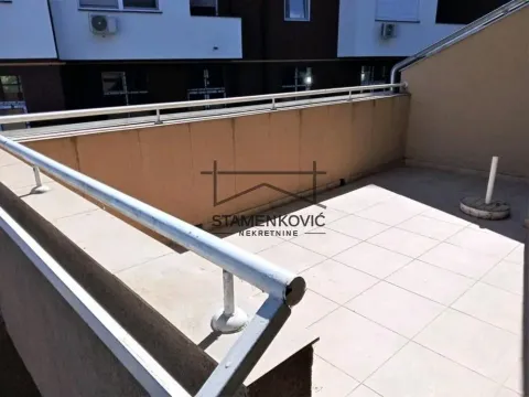 Izdavanje, trosoban stan, 70m², Liman 4, Novi Sad Sve Podlokacije - image 12