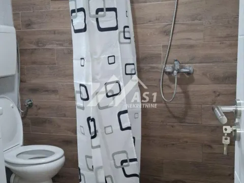 Izdavanje, stan, 32m², Lipov gaj, Novi Sad Sve Podlokacije - image 7