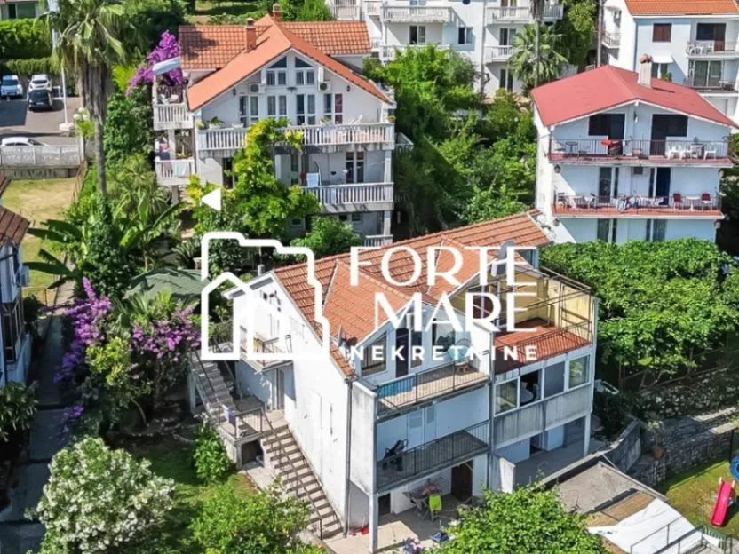 Prodaja, kuća, 110m², Njivice, Herceg Novi