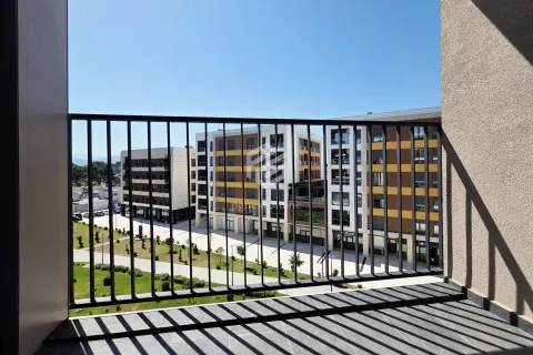 Rent, two bedroom apartment, 84m², Podgorica, Crna Gora - image 10