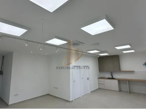 Izdavanje, poslovni prostor, 96m², Banovo Brdo, Beograd - image 6