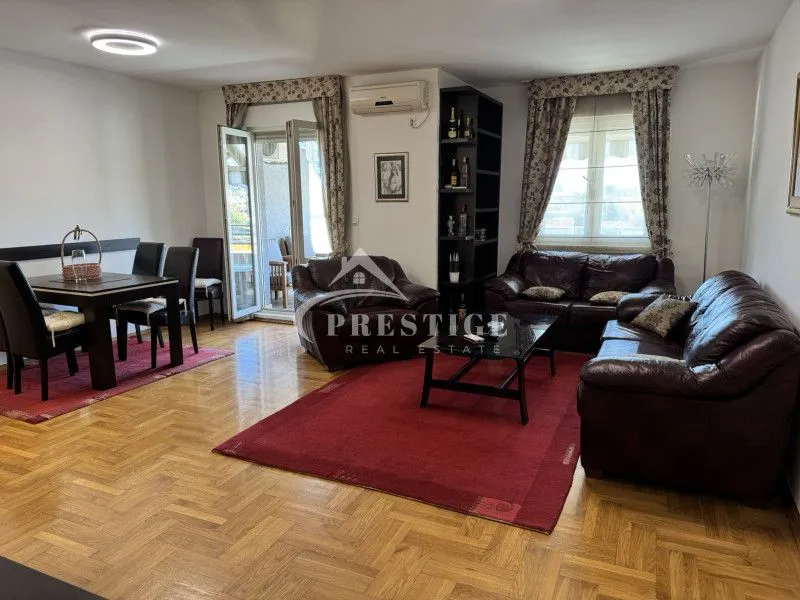 Izdavanje, dvosoban stan, 87m², Stari Aerodrom, Podgorica