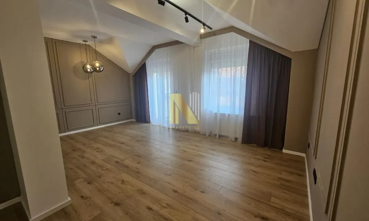 Prodaja, trosoban stan, 58m², Bulevar Oslobodjenja, Novi Sad Sve Podlokacije