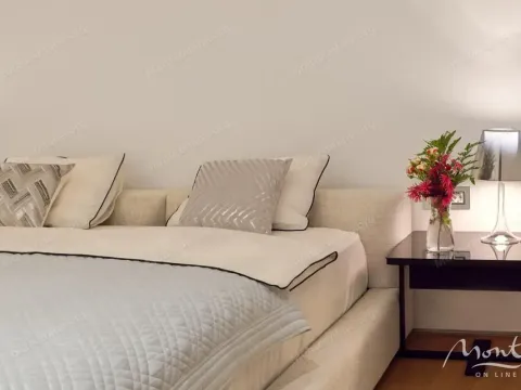 Sale, one bedroom apartment, 99m², Budva, Crna Gora - image 5