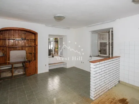 Sale, house, 146m², Lepetani, Tivat - image 9