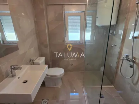 Prodaja, jednosoban stan, 68m², Zabjelo, Podgorica - image 5