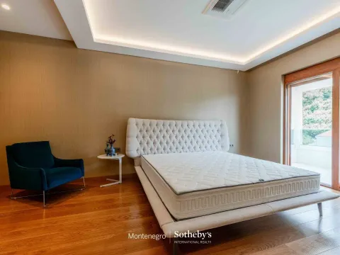 Prodaja, kuća, 261m², Rijeka Reževići, Budva - image 19
