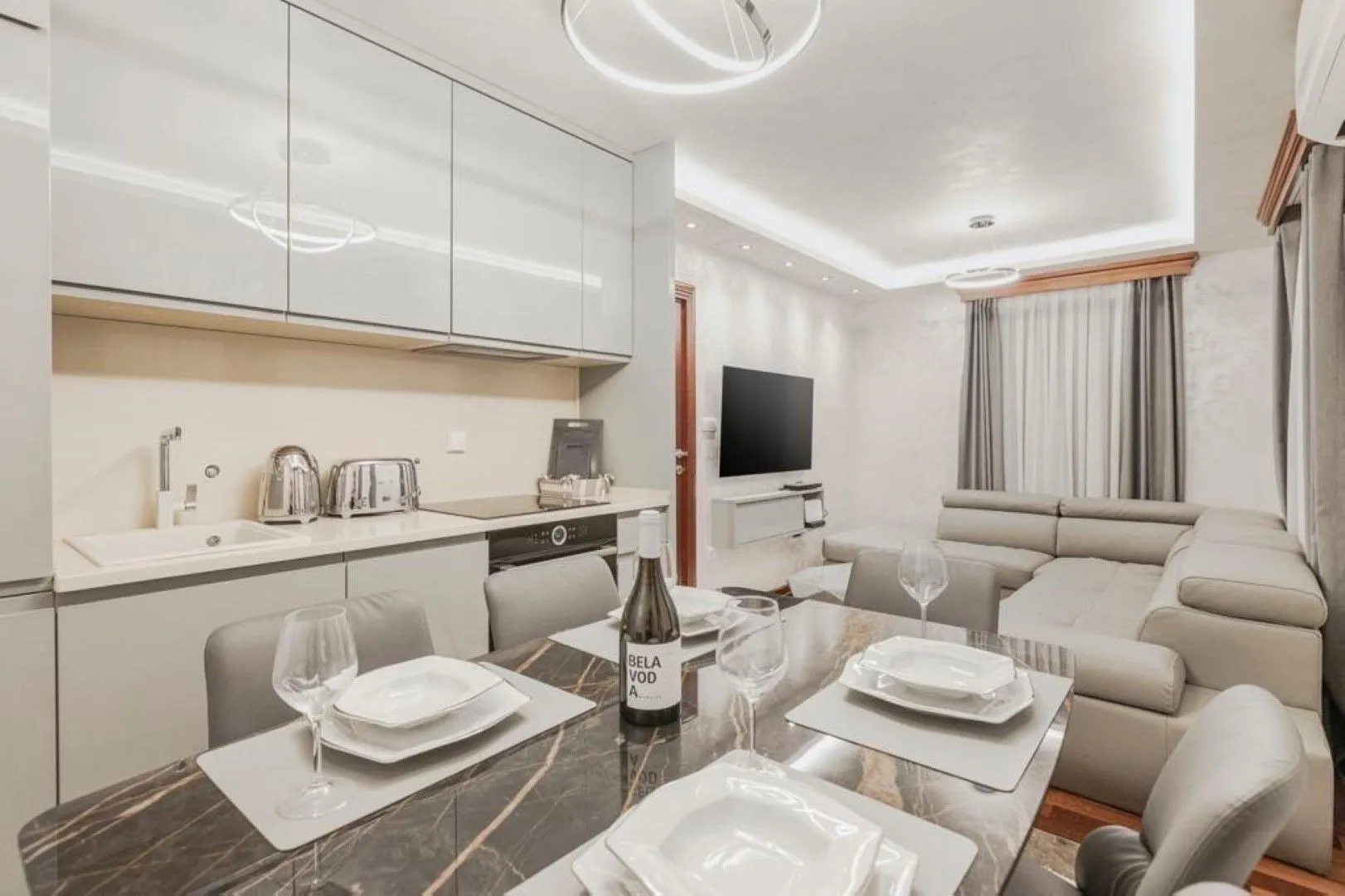 Prodaja, jednosoban stan, 37m², Stari Grad Kotor, Kotor