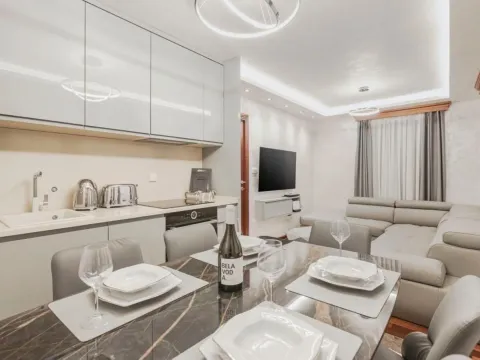 Prodaja, jednosoban stan, 37m², Stari Grad Kotor, Kotor - image 7